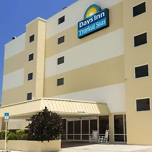 Days By Wyndham Daytona Oceanfront Hotel